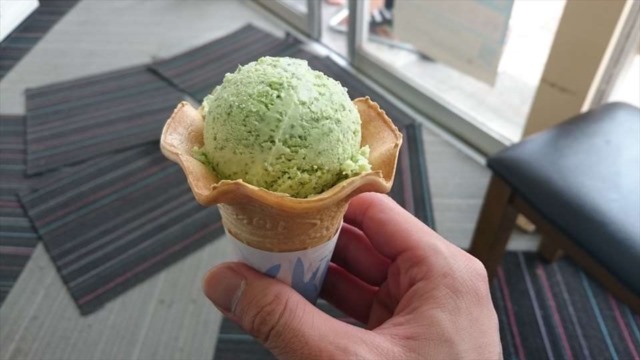 トリトンのアイス