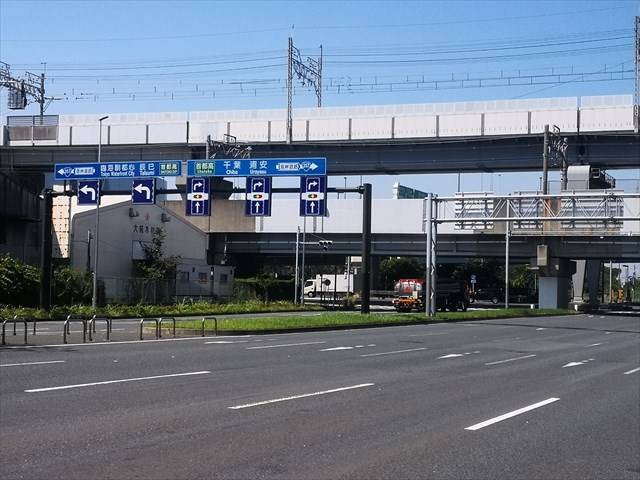 首都高降りた後