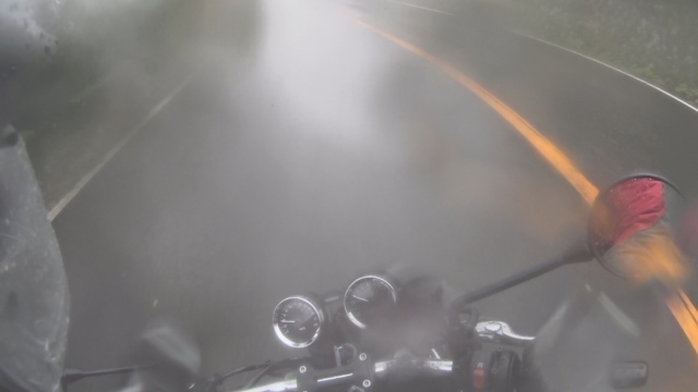 Z900RSコーナリング①