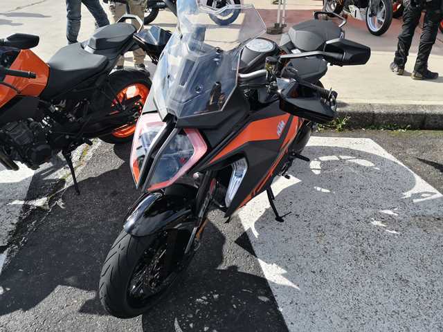 正面